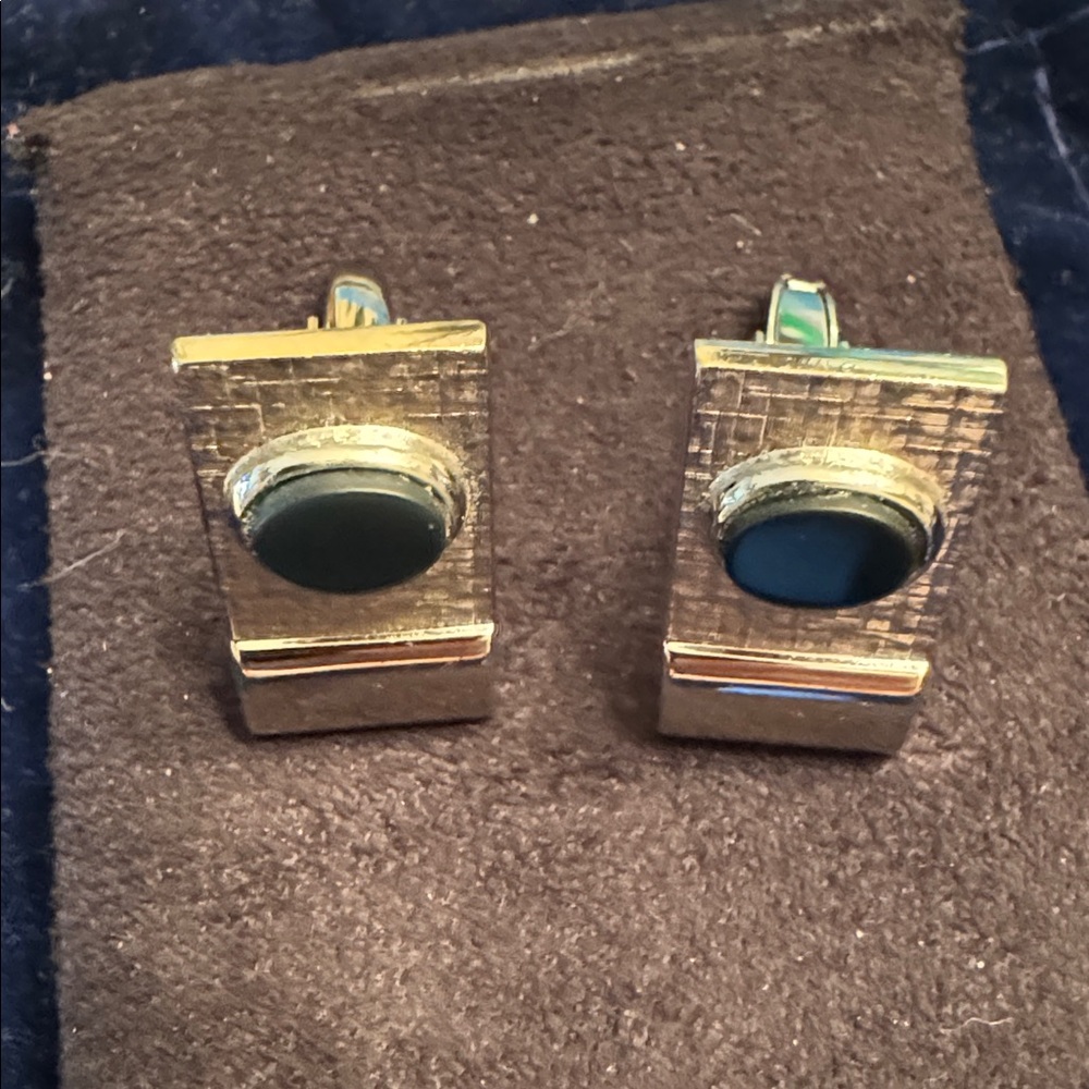 SWANK black stone / silver tone cuff links 🐈⬛